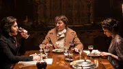 (v.l.n.r.) Dolokhov (Tom Burke), Pierre (Paul Dano), Helene Kuragin (Tuppence Middleton)