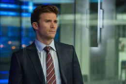 Little Nobody (Scott Eastwood)