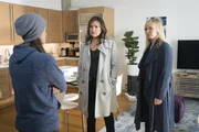 Pictured: (l-r) Mariska Hargitay as Lieutenant Olivia Benson, Kelli Giddish as Detective Amanda Rollins Pictured: (l-r) Mariska Hargitay as Lieutenant Olivia Benson, Kelli Giddish as Detective Amanda Rollins