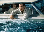 Auf der Suche nach der Wahrheit geraten die verzweifelte Libby (Ashley Judd, l.) und ihr Bew&auml;hrungshelfer Travis Lehman (Tommy Lee Jones, r.) in ein infames Komplott ...