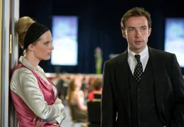 Franka (Diana Amft) ist dabei, sich an ihrem intriganten Ex-Kollegen Markus Spreng (Lucas Gregorowicz) zu r&auml;chen.