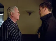 Geraten aneinander: Tony (Michael Weatherly, r.) und sein Vater (Robert Wagner, l.) ...