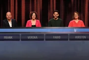 Die Kandidat:innen (v.l.n.r. am Panel): Frank Kohnen, Verena Schuster, Fabio De Deus, Kirsten Sch&uuml;tze.