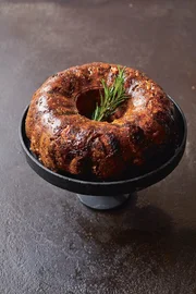 Gem&uuml;sekuchen mit K&auml;se.