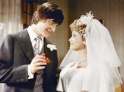 Arabella (Jana Nagyova) und Peter (Vladimir Dlouhy) sind endlich ein glückliches Brautpaar. Arabella (Jana Nagyova) und Peter (Vladimir Dlouhy) sind endlich ein glückliches Brautpaar.