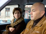 Monika (Annett Kruschke) und J&ouml;rg Weber (Guntram Brattia) suchen ihre Tochter, die nach Differenzen im Elternhaus von zu Hause weggelaufen ist. J&ouml;rg Weber reagiert mit &uuml;bertriebener H&auml;rte gegen&uuml;ber seiner Tochter, aber auch seiner Frau. Die Ehe droht unter dieser Belastung zu zerbrechen.