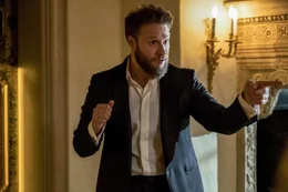 Fred Flarsky (Seth Rogen)