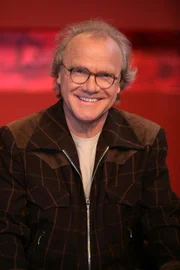 Der österreichische Schriftsteller Michael Köhlmeier erzählt in seiner ihm eigenen, poetischen Sprache Märchen aus aller Welt.