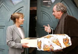 Gila von Weitershausen (Katharina Achternhagen), Friedrich von Thun (Alberto Puccini).