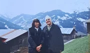 Bundeskanzler Helmut Kohl und Beatrice Herbold lernen sich im Urlaub in Bad Hofgastein kennen. War sie seine heimliche Geliebte? "Terra X History" erz&auml;hlt die Geschichte von f&uuml;nf "Schattenfrauen".