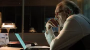 Anwalt Thomas Borchert (Christian Kohlund) recherchiert bis tief in die Nacht. Anwalt Thomas Borchert (Christian Kohlund) recherchiert bis tief in die Nacht.