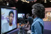 Himesh Patel (Jack Malik), Lily James (Ellie).