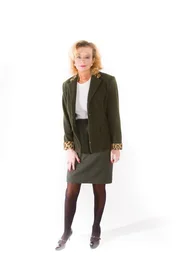 Das Umstyling Team steht vor der Herausforderung f&uuml;r Transgender-Identifikationsfigur Lauren Harries einen radikal neuen Look zu schaffen, mit dem sie sich auch wohl f&uuml;hlt ...