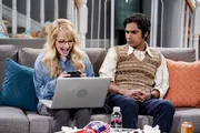 Bernadette (Melissa Rauch, l.); Raj (Kunal Nayyar, r.) Bernadette (Melissa Rauch, l.); Raj (Kunal Nayyar, r.)