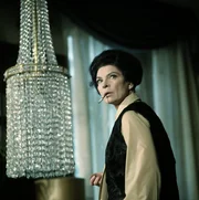 Diese Frau (Agnes Fink) sollte ermordet werden, aber statt ihrer ist die harmlose Haushaltshilfe dem M&ouml;rder zum Opfer gefallen: Ein t&ouml;dlicher Irrtum.