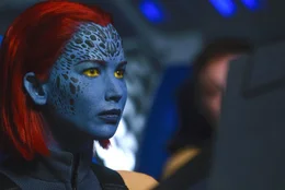 Jennifer Lawrence (Raven / Mystique)