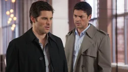 Beide haben sich mit einer blonden Frau im Loft getroffen: Vincent (Karl Urban, re.) und Chris (James Marsden).