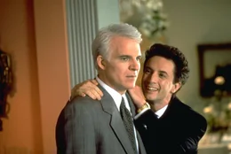 Vater George (Steve Martin) und der verr&uuml;ckte Hochzeitsplaner Franck (Martin Short, r.), dessen Pl&auml;ne eine Menge Geld kosten.