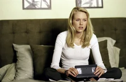 Die Journalistin Rachel Keller (Naomi Watts) m&ouml;chte den mysteri&ouml;sen Tod ihrer Nichte aufkl&auml;ren und st&ouml;&szlig;t bei ihren Untersuchungen auf ein verst&ouml;rendes Video.