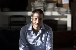 Geheimagent Yacub (Alberto San Juan) ist fassungslos, als er erf&auml;hrt, dass sein Sohn unter den Einfluss von Islamisten geraten ist.