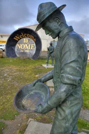 Welcome to Nome statue.