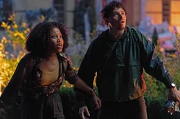 l-r; Elena Wallace (Dominique Fishback), Noah Diaz (Anthony Ramos)