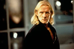 Alexander Godunov (Karl).