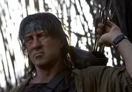 Rambo (Sylvester Stallone) macht kurzen Prozess ...