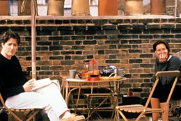 L-R: William Thacker (Hugh Grant) und Anna Scott (Julia Roberts)