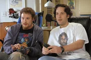 Shown from left: Cal (Seth Rogen), David  (Paul Rudd)