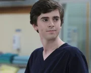 Dr. Shaun (Freddie Highmore)