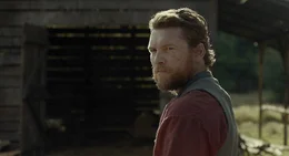 Der desertierte Soldat Moses (Sam Worthington) will mit einem anderen Soldaten die Farm der drei Frauen belagern. Doch die Frauen haben nicht die Absicht, sich kampflos zu ergeben, und entwickeln effektive Verteidigungsstrategien.