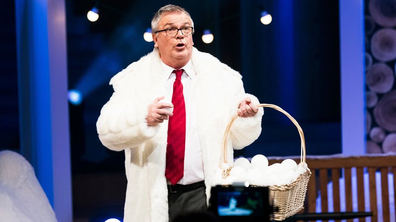 Jürgen B. Hausmann: Krisbaum, Kriskind, Krisdekrise (D, 2019)