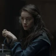 Emma Canning als Young Tula Harkonnen