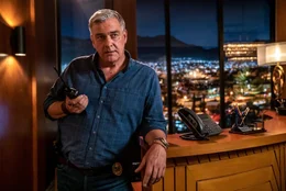 Detective Danny Mora (Ray Stevenson) muss die reiche Unternehmerin Sealman besch&uuml;tzen, nachdem deren Sohn und ihr Anwalt ermordet wurden.