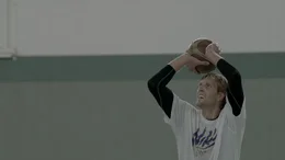 Dirk Nowitzki   +++ Die Verwendung des sendungsbezogenen Materials ist nur mit dem Hinweis und Verlinkung auf RTL+ gestattet. +++