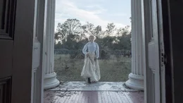 Nicole Kidman (Miss Martha).