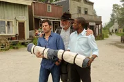 PSYCH – 'High Noonish' – Pictured: (l-r) James Roday as Shawn Spencer, James Brolin as Sheriff Hank Mendel, Dule Hill as Gus Guster