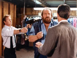 In der Mitte: Bull Webster (Bud Spencer)