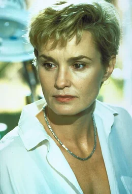 Muss erkennen, dass ihr Ehemann keine reine Weste hat: Leigh Bowden (Jessica Lange)