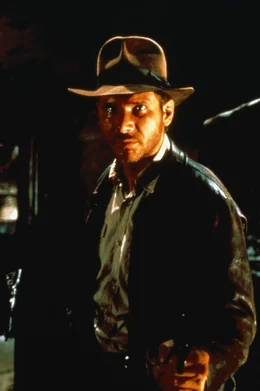 Indiana Jones (Harrison Ford) muss sich im alten &Auml;gypten mit Tempelschlangen und &auml;hnlichem herumschlagen ...