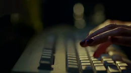 Szene aus dem Dokumentarfilm "Tickled".
