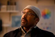 Alec Mercer (Jesse L. Martin)