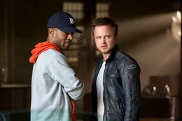 Tobey Marshall (Aaron Paul, r.)