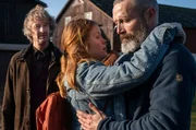 l-r: Lennart (Lars Brygmann)., Mathilde (Andrea Heick Gadeberg), Markus (Mads Mikkelsen).