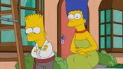 Nachdem Homer die Halloween-Dekoration abgenommen hat, da Lisa davor Angst hat, ist Bart (l.) zutiefst entt&auml;uscht. Marge (r.) versucht, ihn aufzubauen ...
