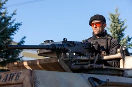 Lee Christmas (Jason Statham)    +++ Die Verwendung des sendungsbezogenen Materials ist nur mit dem Hinweis und Verlinkung auf RTL+ gestattet. +++