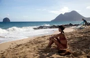 Für Mélissa Sainte-Rose (Sonia Rolland) beginnt ein neuer Lebensabschnitt. Sie ist mir ihren beiden Kindern wieder in ihre alte Heimat Martinique gezogen, um dort als Kriminalbeamtin zu arbeiten. Für Mélissa Sainte-Rose (Sonia Rolland) beginnt ein neuer Lebensabschnitt. Sie ist mir ihren beiden Kindern wieder in ihre alte Heimat Martinique gezogen, um dort als Kriminalbeamtin zu arbeiten.