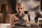Anna Victoria Alcott (Emma Roberts)