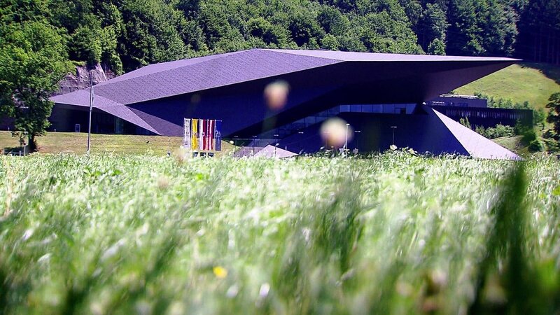 Weltstars im Grünen – Die Tiroler Festspiele in Erl / Die Tiroler Festspiele in Erl: Jonas Kaufmann im Porträt (A, 2025)